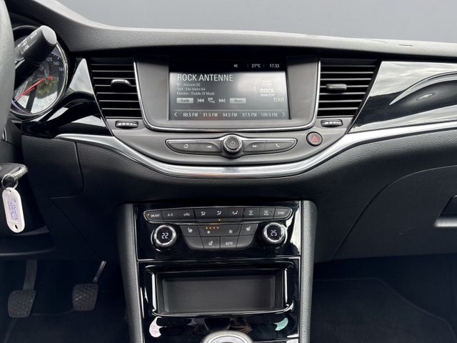 Astra K Sports Tourer Design & Tech Start Stop 1