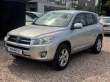Toyota RAV 4 RAV4 Sol**TÜV NEU**AHK** - Toyota RAV 4 Gebrauchtwagen in Frankfurt