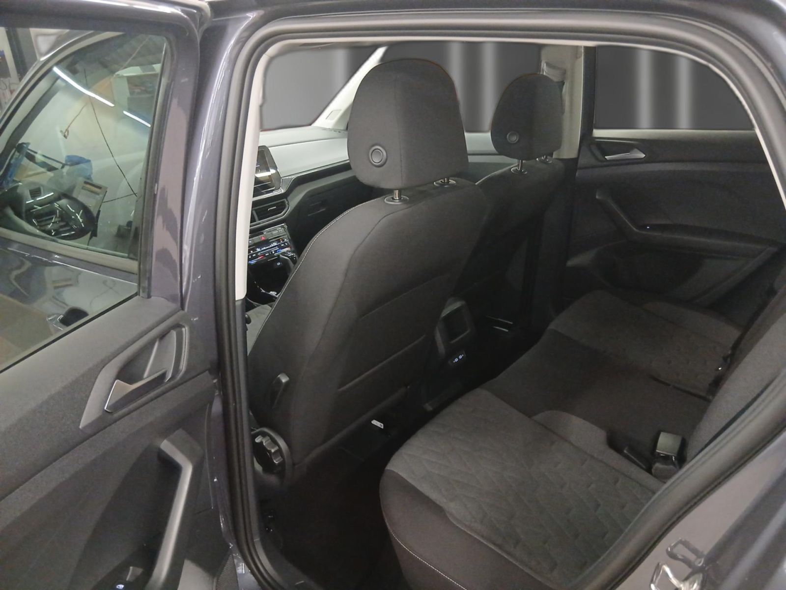 Volkswagen T-Cross - Bild 9