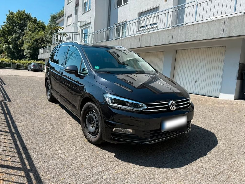Image of Volkswagen Touran