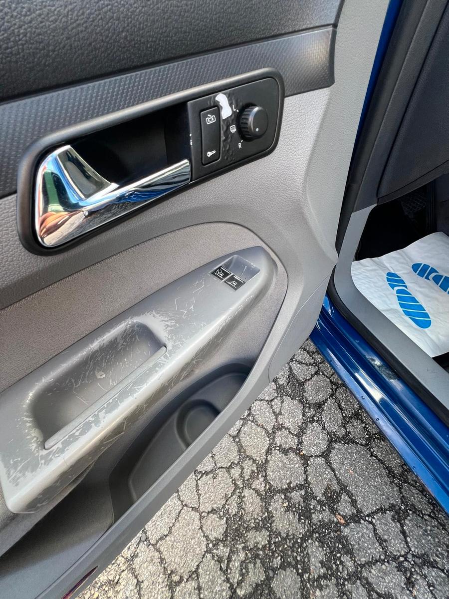 Volkswagen Caddy 2006 — photo 26