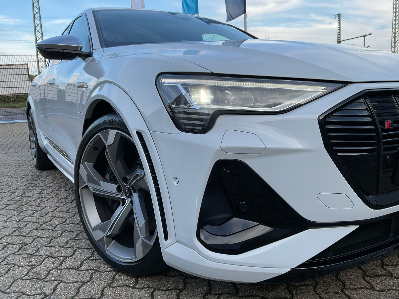 Audi e-tron - Bild 32