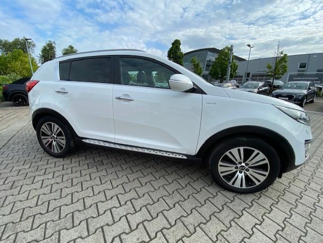 Kia Sportage Platinum Edition 4WD