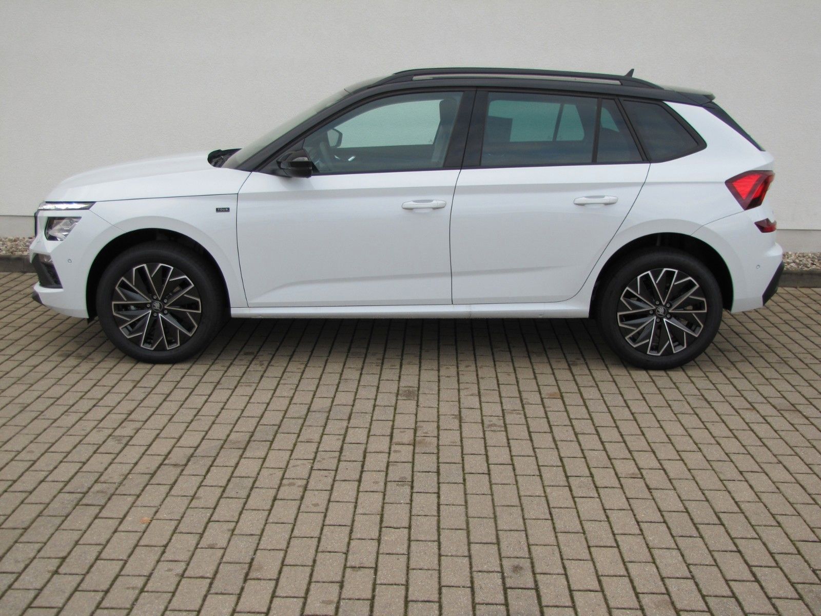 Fahrzeugabbildung SKODA Kamiq Tour 1.0l TSI 116PS