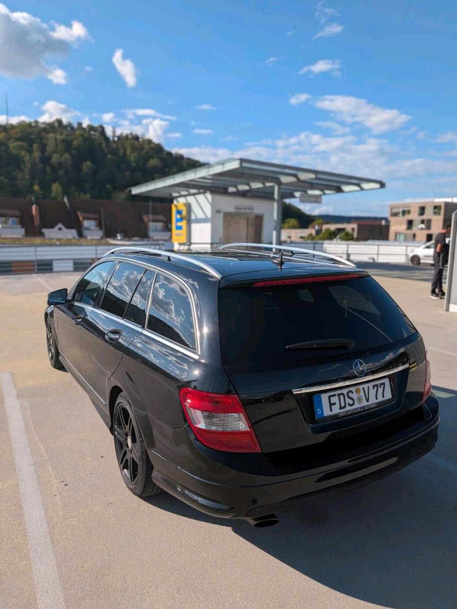 Mercedes-Benz C200 2011 — engine 184 HP (135kW)