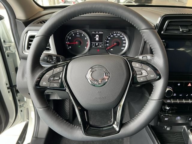 Fahrzeugabbildung Ssangyong Tivoli Blackline 1.5 6AT 2WD MY23