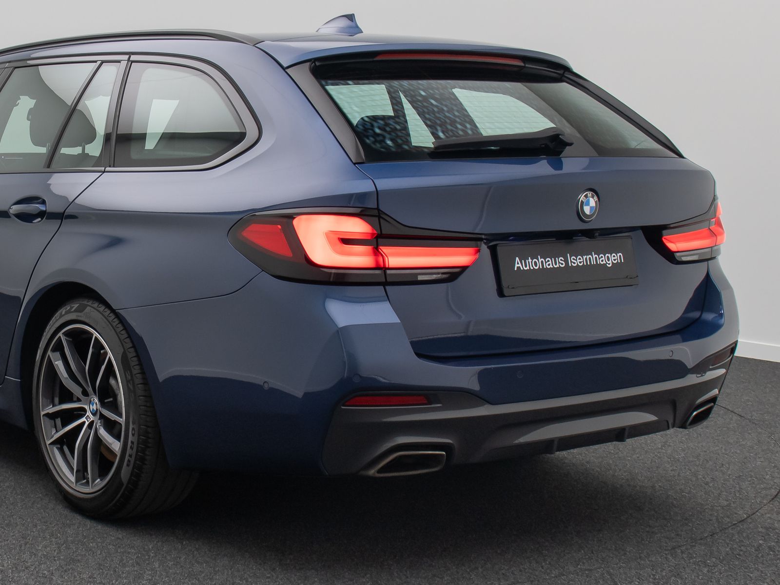 Fahrzeugabbildung BMW 540d xD M Sport ACC DAB Kamera HUD Laser Komfort