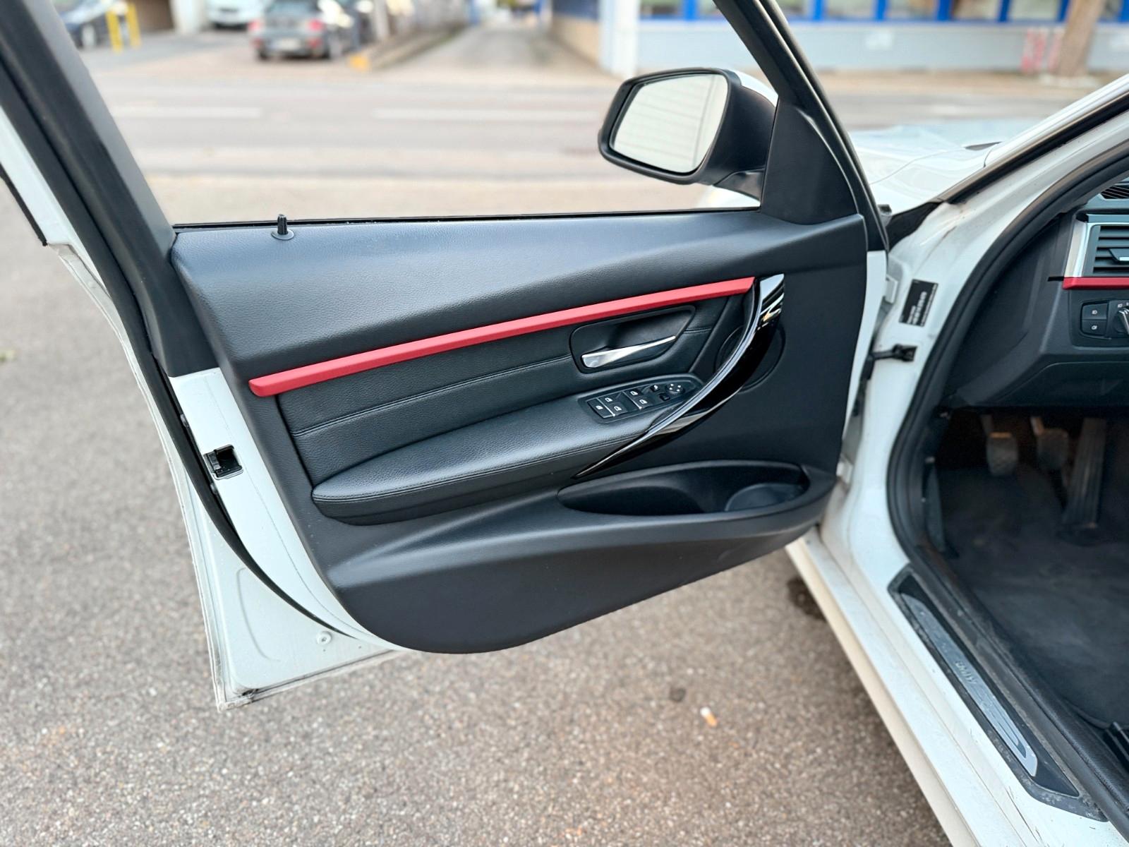 BMW 318 i Sport Line