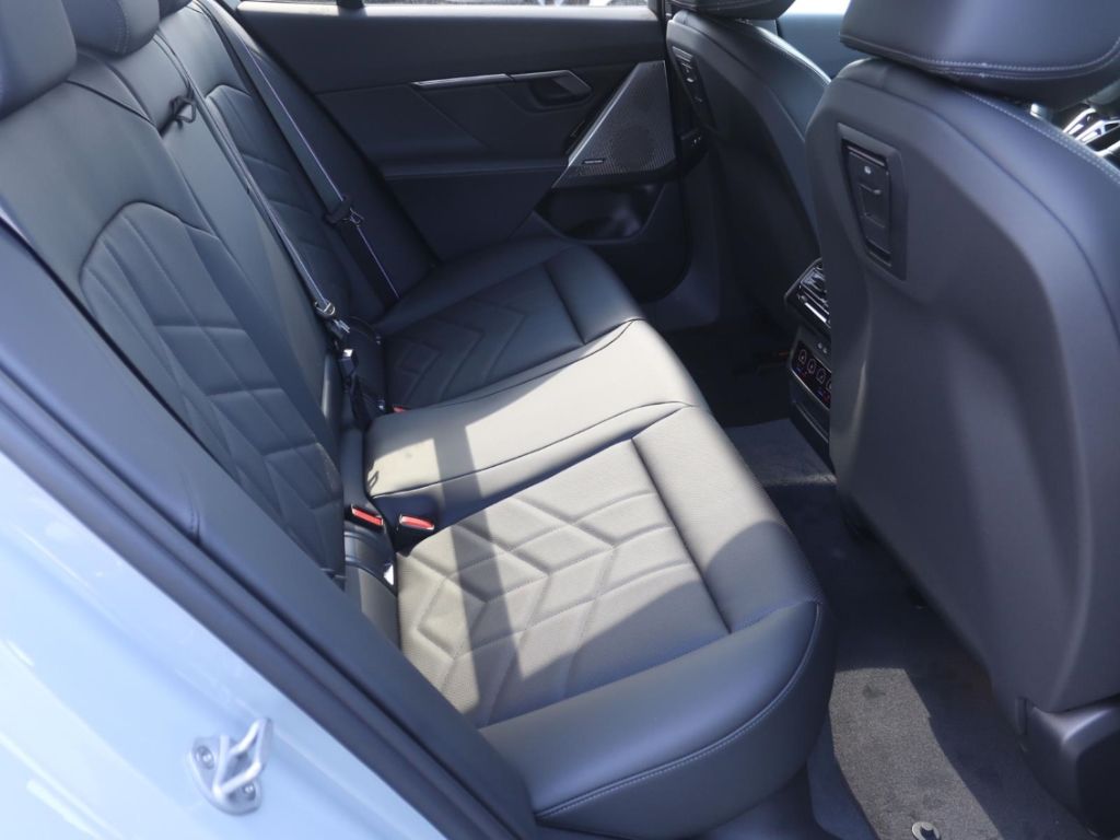BMW i5 - Bild 17