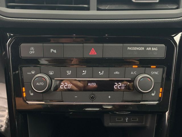 T-CROSS 1.0 TSI DSG R-LINE NAVI+CAM+ACC+LED