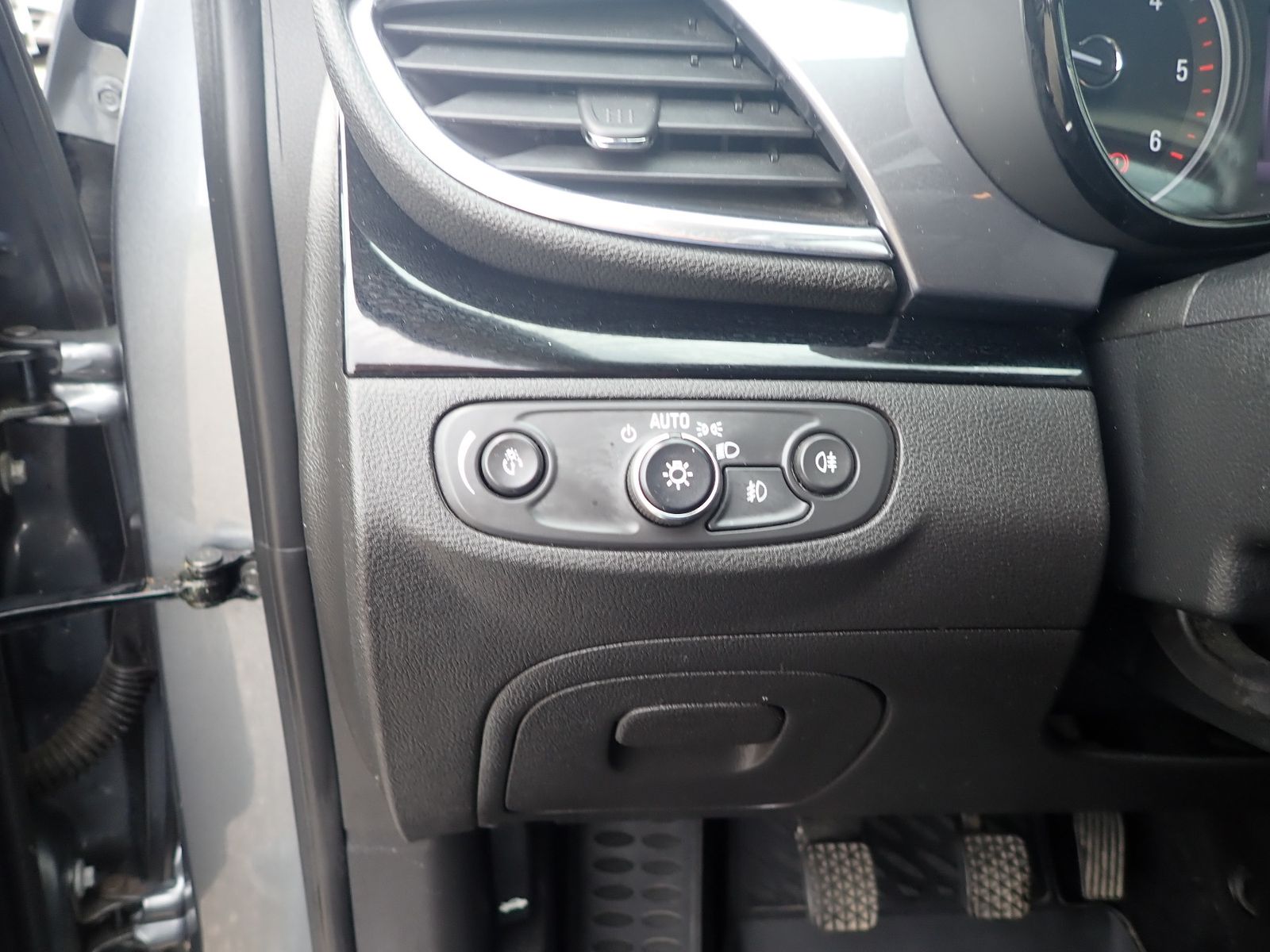 Fahrzeugabbildung Opel Mokka X Innovation CDTi 1.6 Ecotec 4x2 Start&Sto