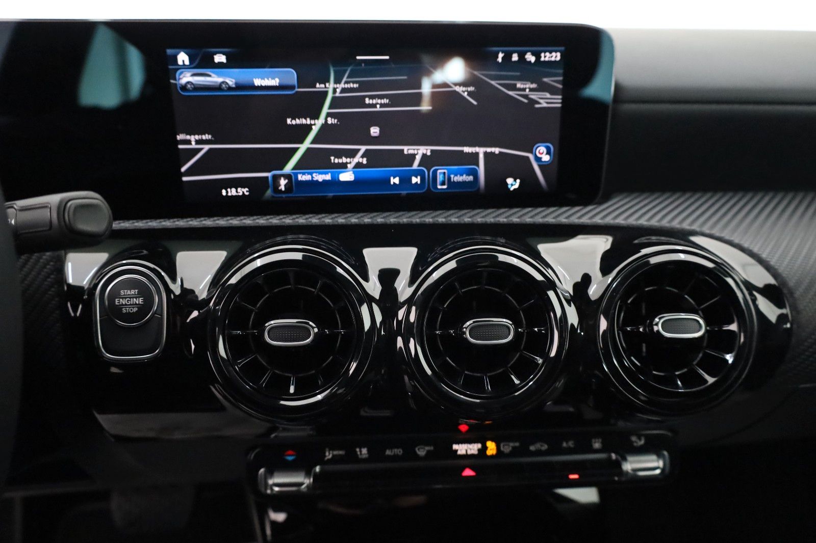 Fahrzeugabbildung Mercedes-Benz A 250e T.Leder,Navi,LED,SH,PDC,Kamera,Park Paket