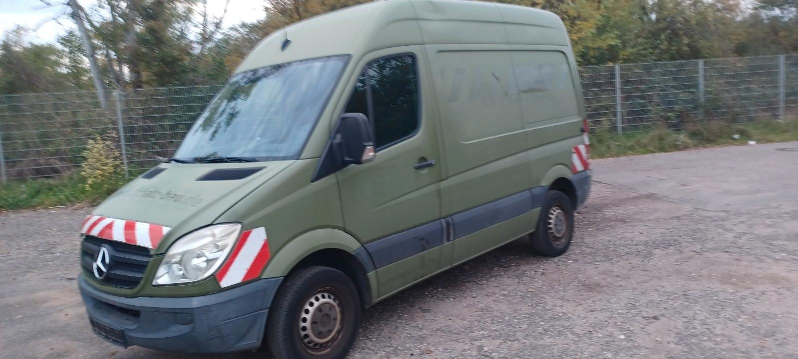 Mercedes-Benz 210CDI