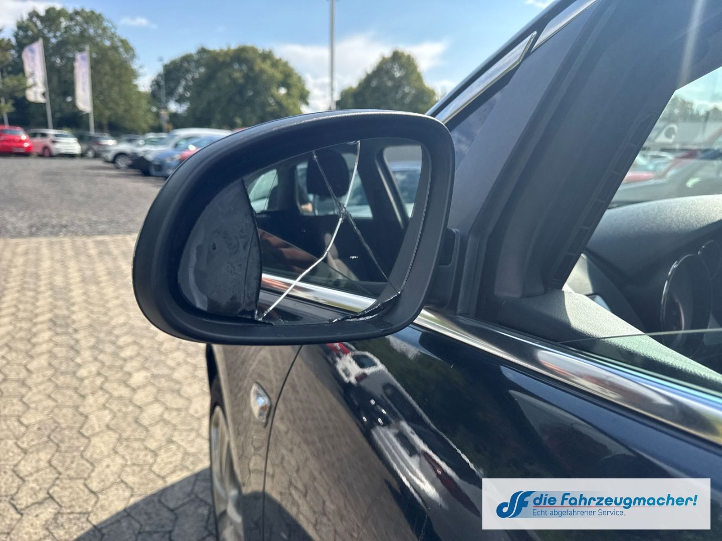 Fahrzeugabbildung Opel Astra J Sports Tourer Sport 1.4 Turbo *EXPORT