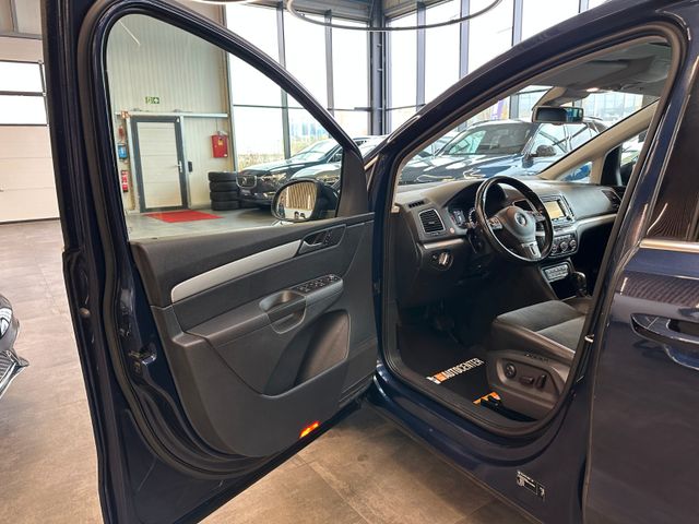Volkswagen Sharan Highline*AHK*Klima*7-Sitzer*Navi*Bi-Xenon
