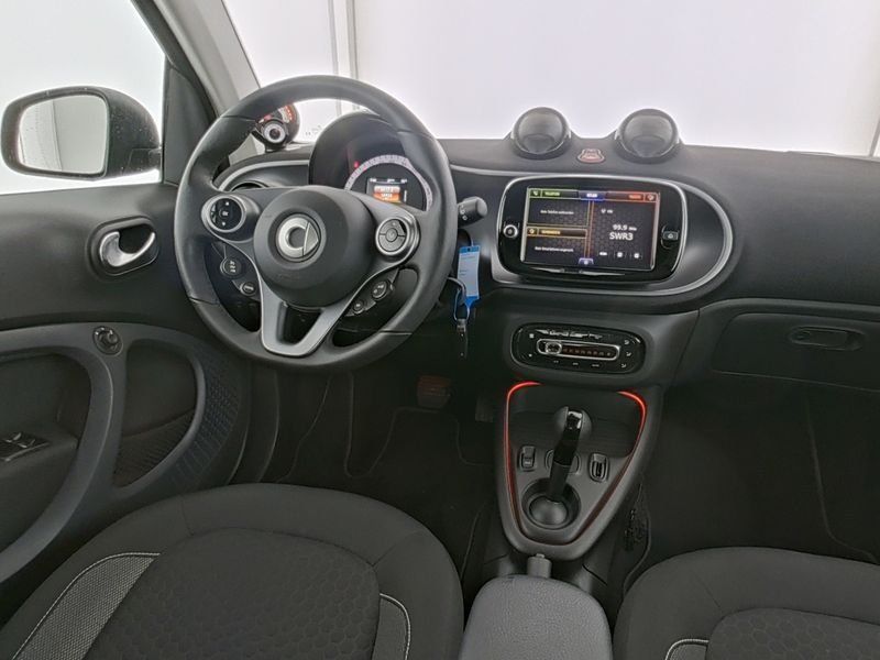 Fahrzeugabbildung Smart smart EQ fortwo Exclusive*Pano*LED*Kamera*22kW*