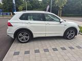 Volkswagen Tiguan 2.0 TDI SCR 176kW DSG 4MOTION Highlin...