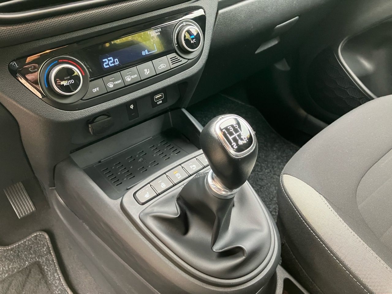 Fahrzeugabbildung Hyundai i10 TREND SPURH*ZV*DAB*