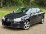 Volkswagen VW JETTA 2.0/Klima/Sitzheizung/ TÜV NEU - gebrauchte VW Jetta aus dem Jahr 2007