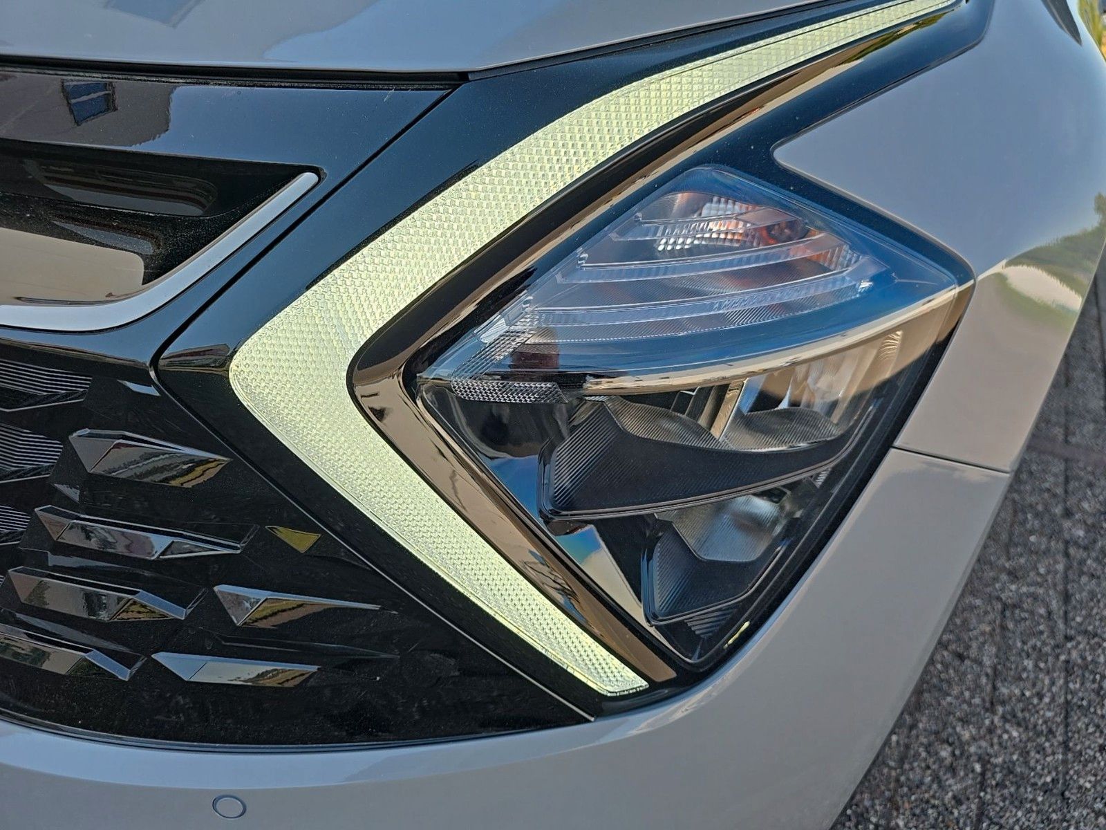 Fahrzeugabbildung Kia SPORTAGE 1.6T 2WD DCT NIGHTLINE ED SD