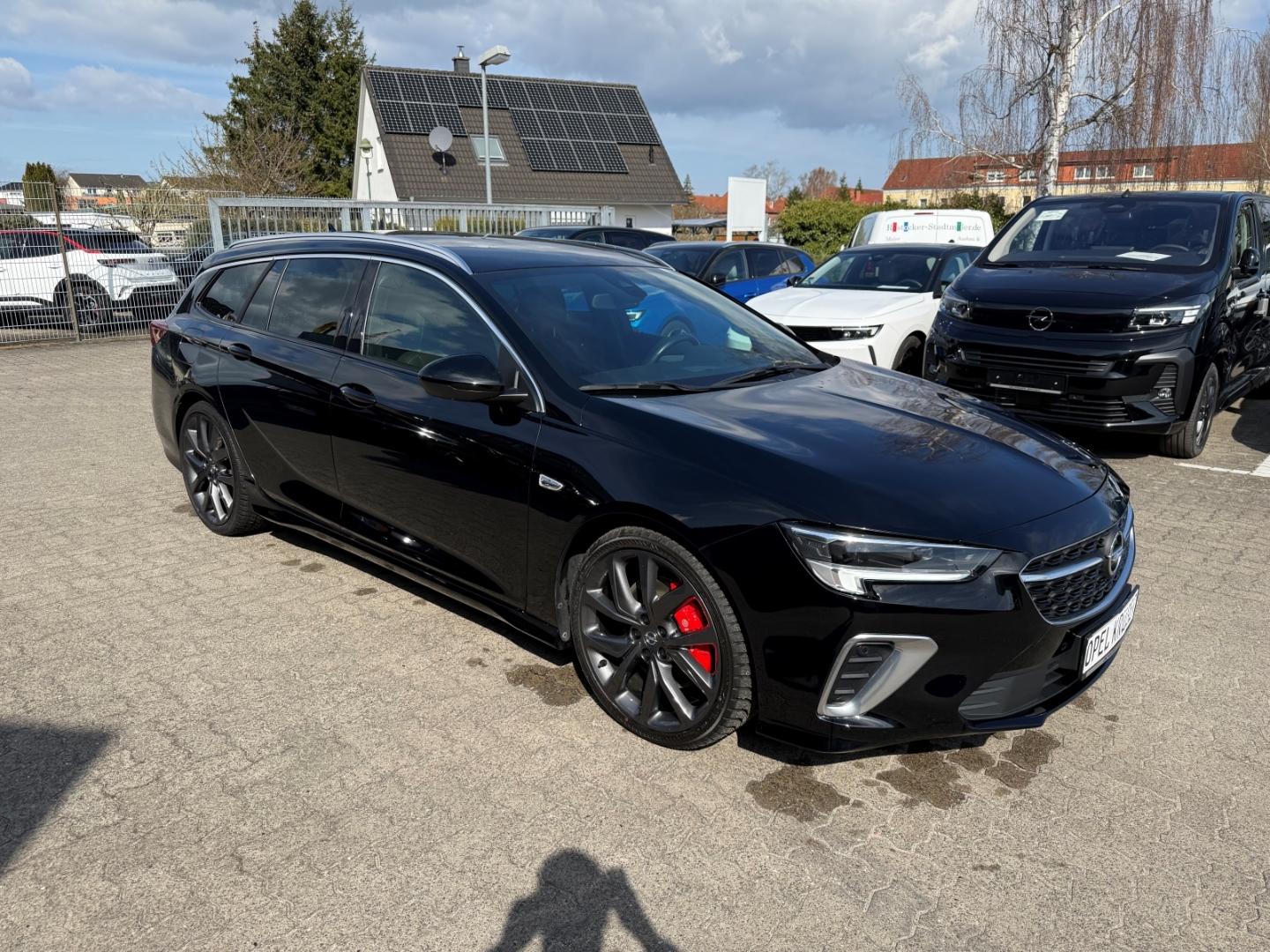 Opel Insignia B Sports Tourer GSi 4x4 Alcantara