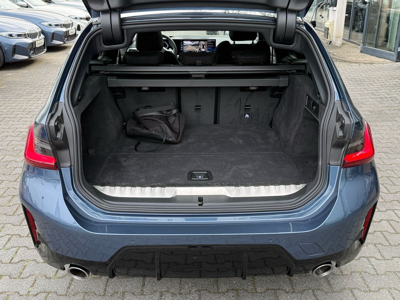 BMW 330 - Bild 10