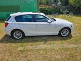 BMW 118d mit zusätzlichen Reifen und Felgen - BMW 1 Series: M Felgen