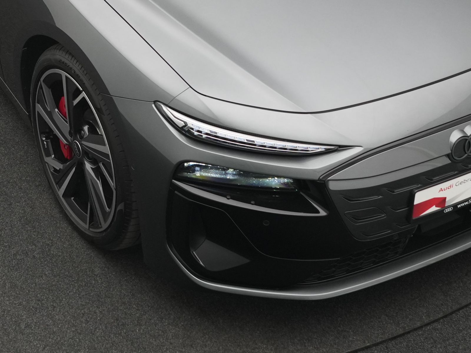 Audi S6 e-tron - Bild 21