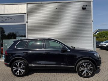 Volkswagen Touareg - 8