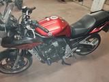 Yamaha FZS 1000 RN14 - YAMAHA R 1000