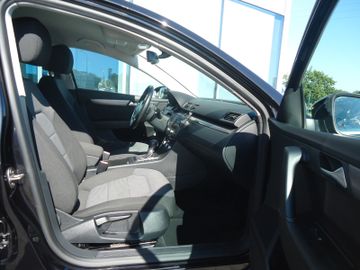 Volkswagen Passat Variant - 9