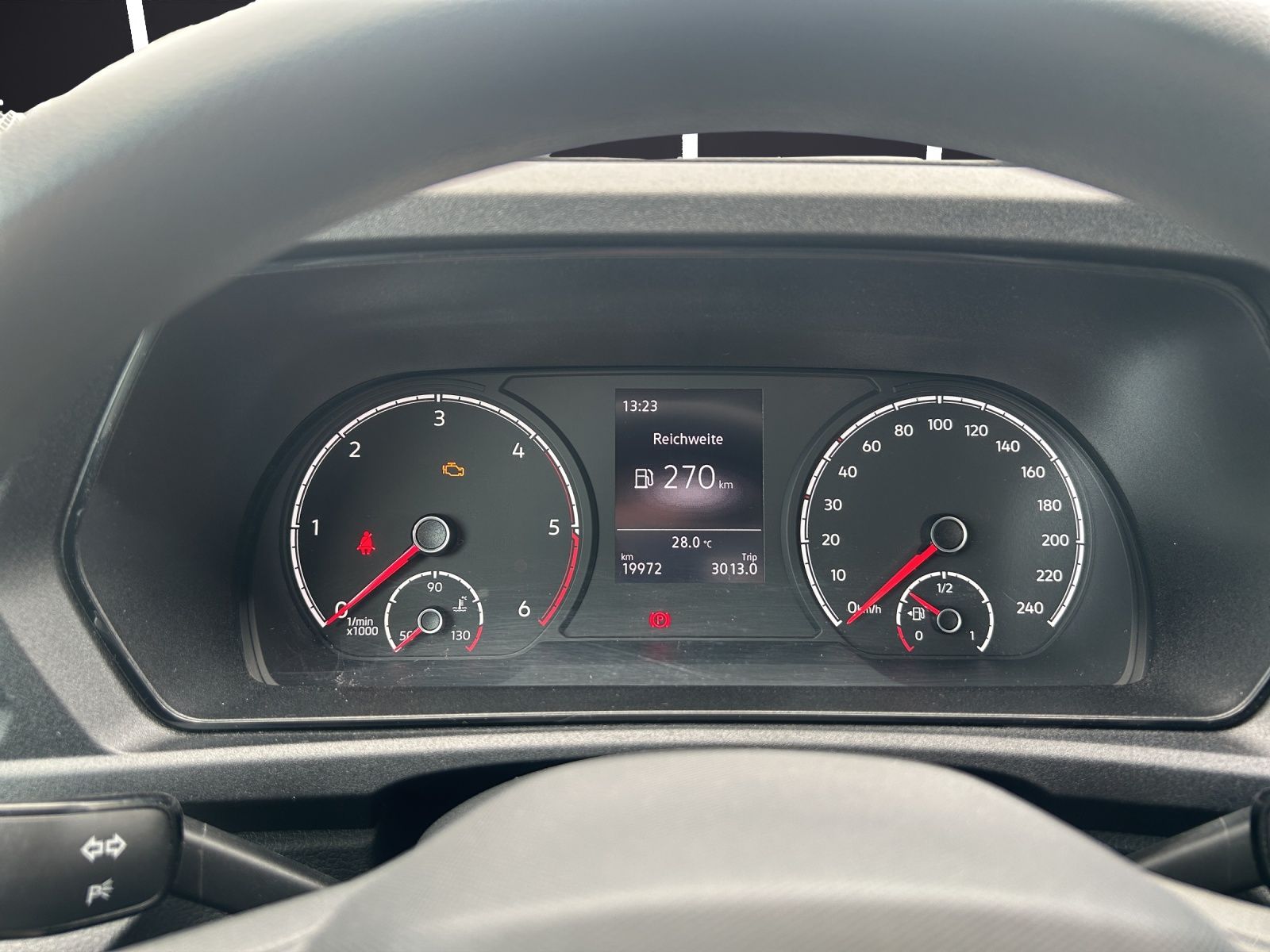 Fahrzeugabbildung Volkswagen Caddy TDI Kasten AHZV PDC KLIMA SITZH. WINTERP.