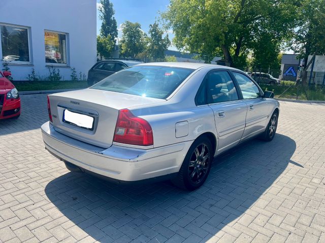 Volvo S80