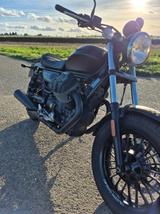 Moto Guzzi V9 Bobber - MOTO GUZZI V9 BOBBER