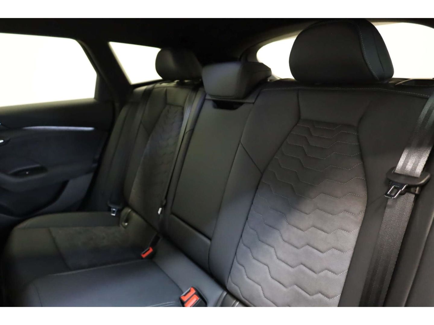 Audi A6 e-tron - Bild 11