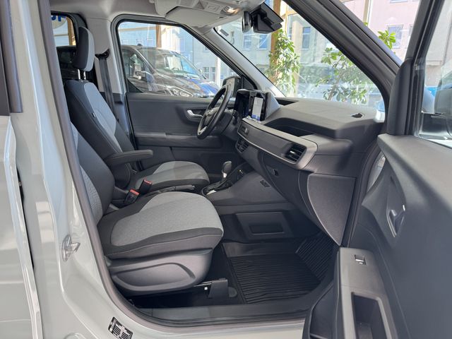 Ford Tourneo Courier Titanium