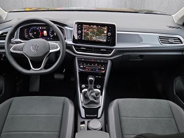 Fahrzeugabbildung Volkswagen T-Roc Style 1.5 TSI DSG IQ.Light AHK Klima Navi