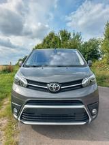 Toyota Proace (Verso) 2,0-l-D-4D 130kW L2 Executive... - Toyota Proace (Verso): Automatik