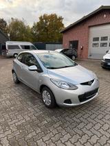 Mazda 2 1.3 *Viele Neuteile*Top Zustand* - gebrauchte Mazda 2 aus dem Jahr 2010