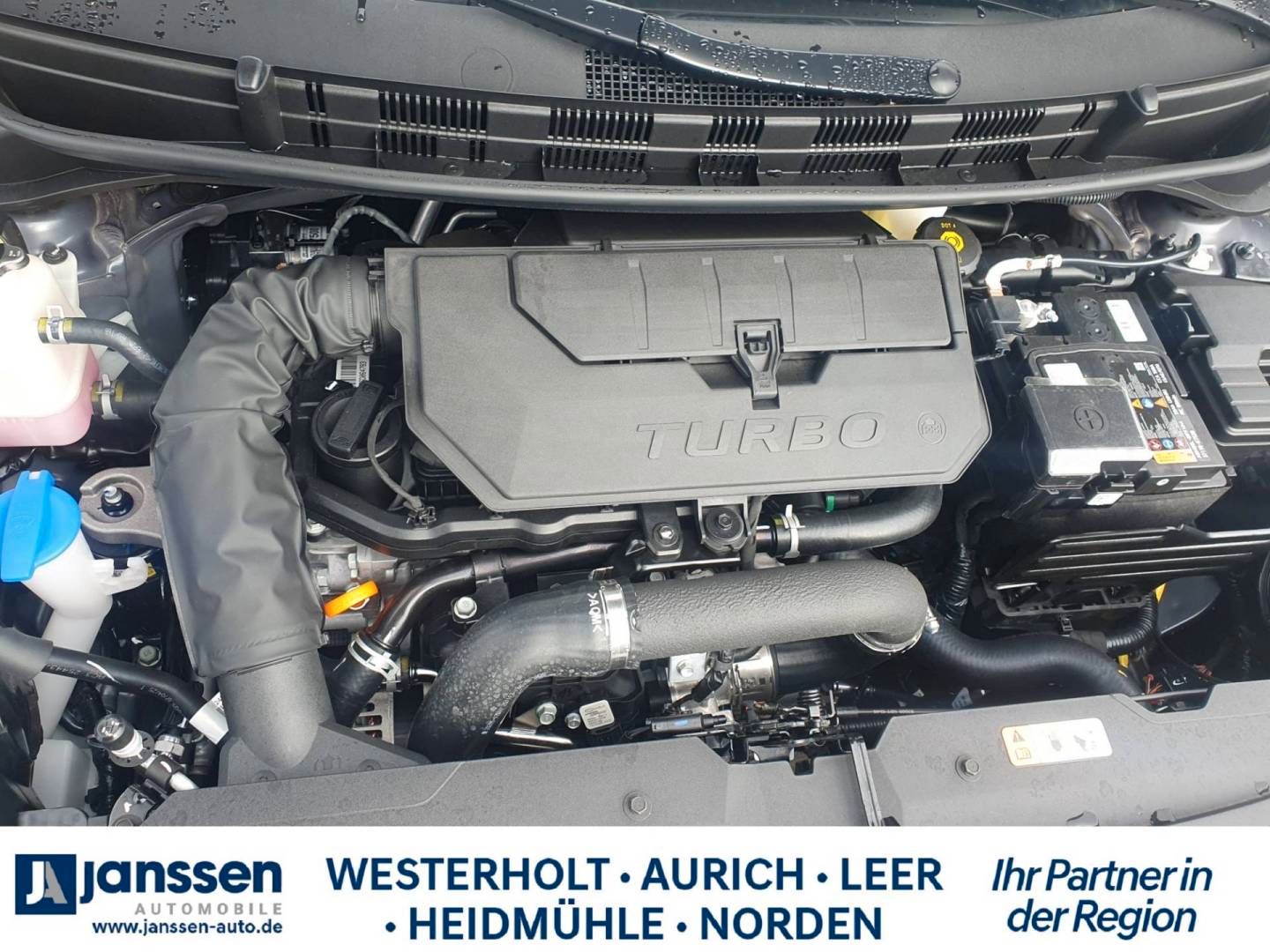 Fahrzeugabbildung Hyundai i10 FL (MY25) 1.0 T-GDI (90 PS) 5-MT 2WD N Line