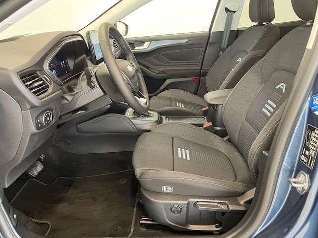 Fahrzeugabbildung Ford Focus Active X Abnehmbare AHK B&O Kamera Navi
