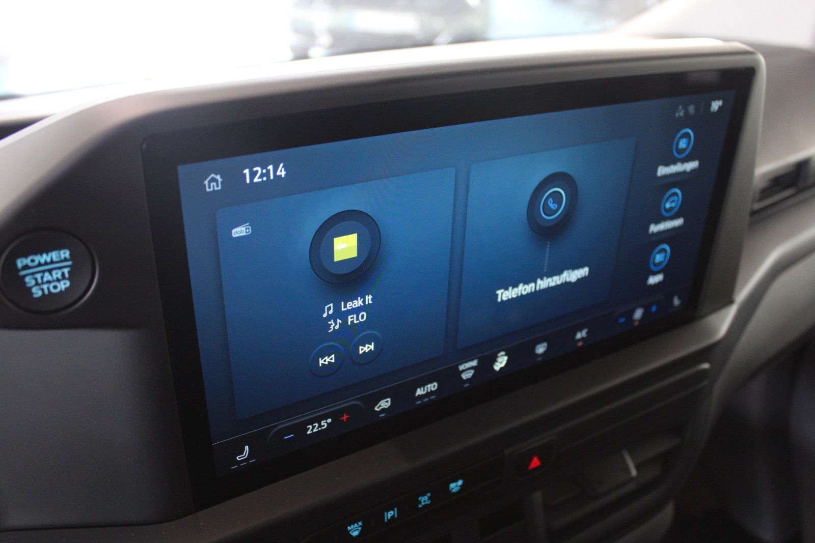 Fahrzeugabbildung Ford Transit Custom Kombi Trend 8-Sitzer GJR SOFORT