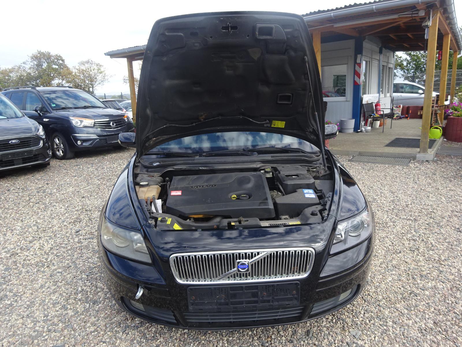 Volvo V50 2004 — photo 15