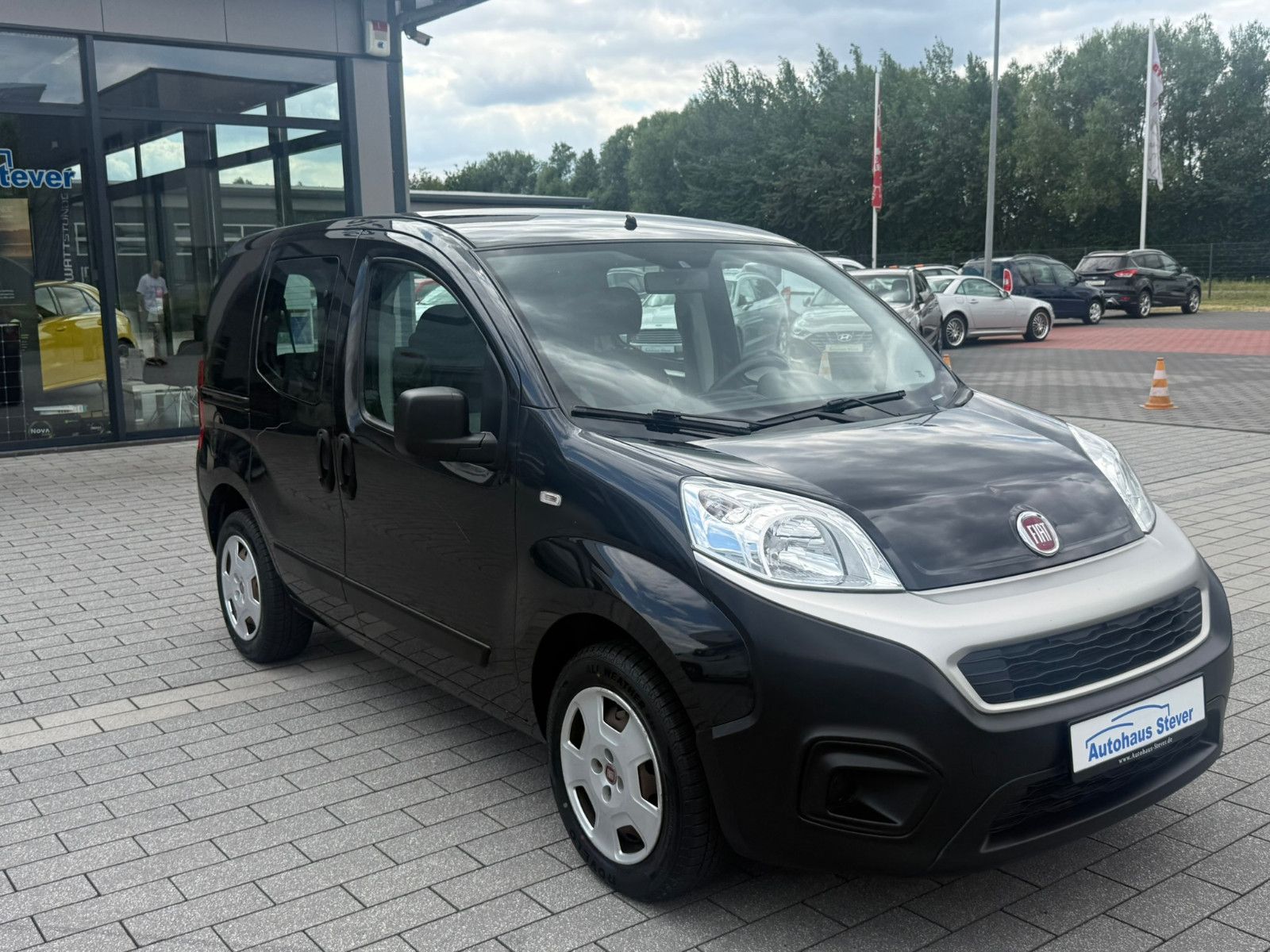 Fahrzeugabbildung Fiat Qubo Active