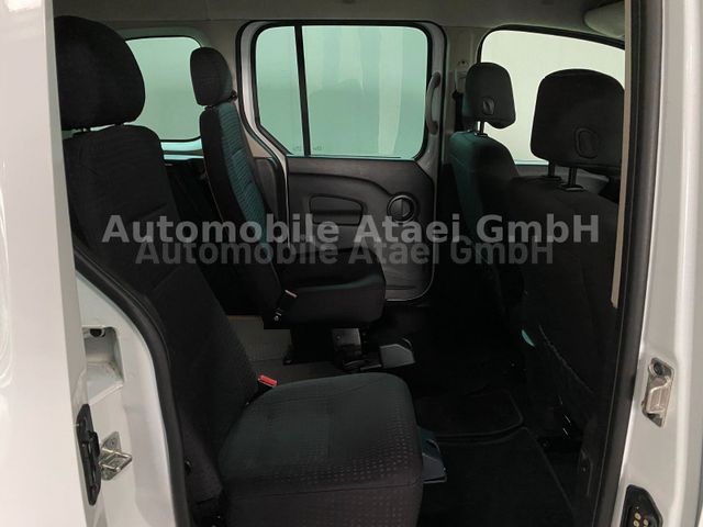 Fahrzeugabbildung Mercedes-Benz Citan Tourer 112 Automatik *Rollstuhlrampe* 7639