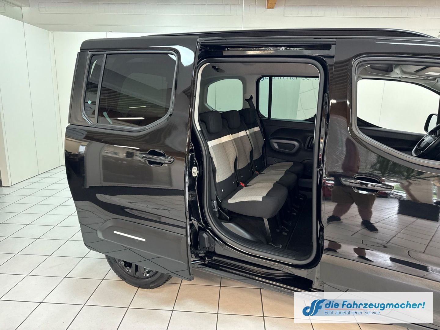 Fahrzeugabbildung Citroën Berlingo Max M Navi Digitales Cockpit Soundsyste