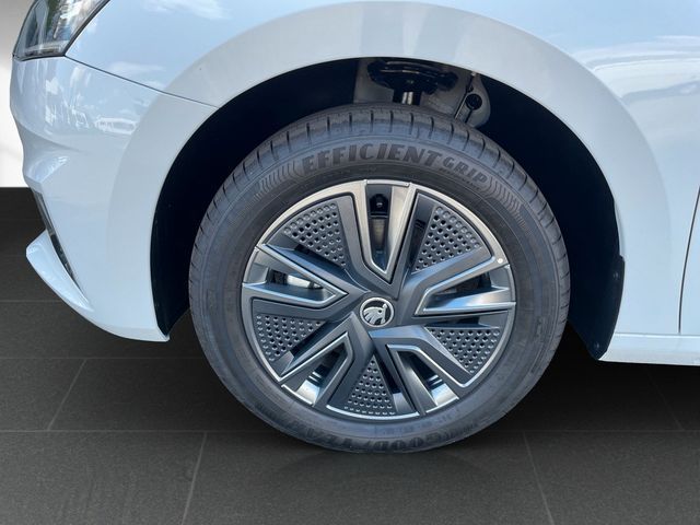 Skoda Fabia 1.0 TSI Drive *2xPDC*CAM*DAB*SHZ*SMARTLINK