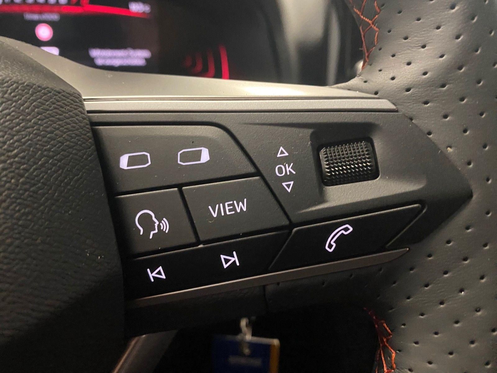 Fahrzeugabbildung SEAT Ibiza 1.0 TSI--FR--DSG+Garantie bis 2031+KAMERA+