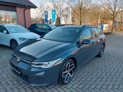 Golf VIII Variant 2,0 TDI Life DSG*AHK*NAVI*