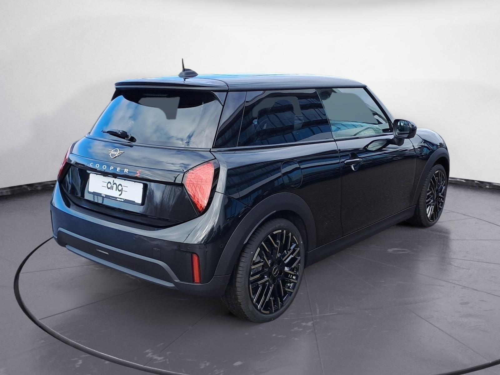 MINI Cooper S Favoured Trim Paket XL